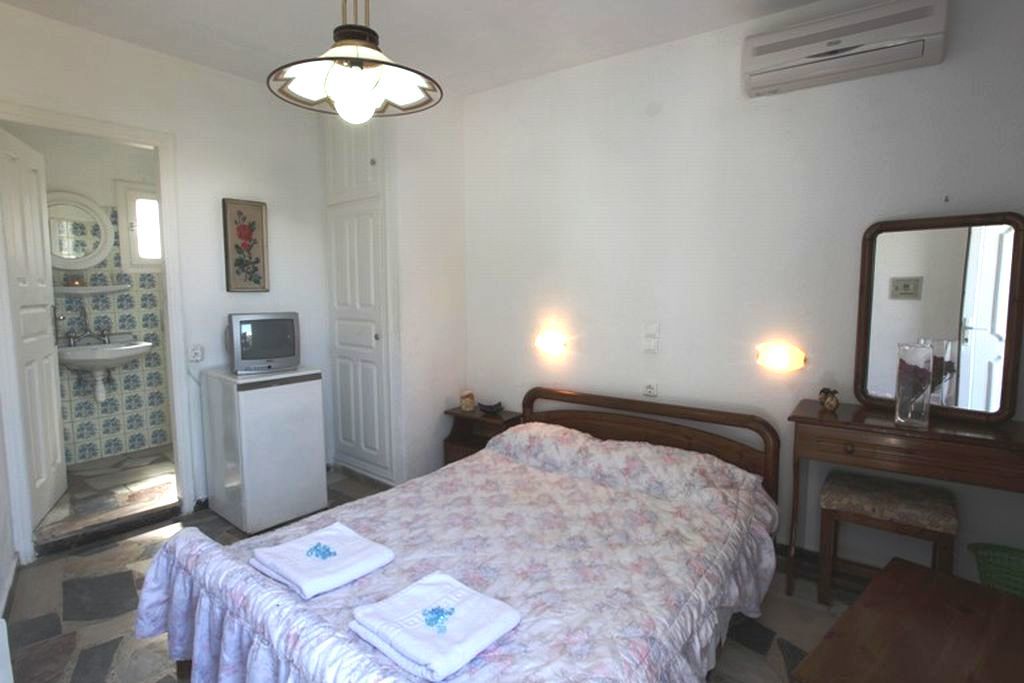 Mina Town Hillside Hotel Mykonos Town Ngoại thất bức ảnh